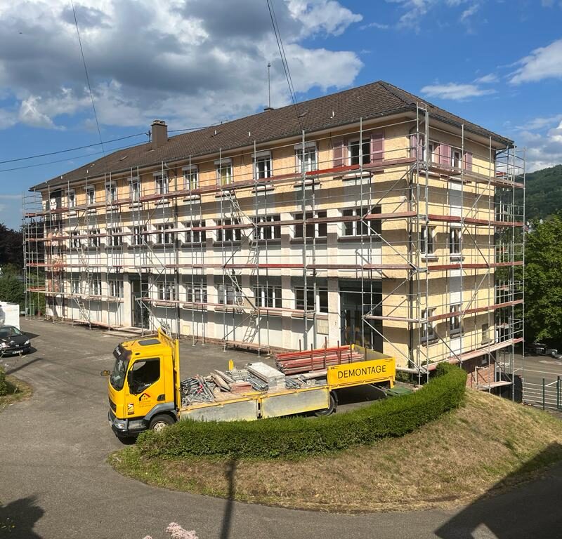 FBCEC11F 71C1 4C16 AC8F A26DCDFD6FD4 800X768 | LFR Échafaudage Montage et démontage d’échafaudages pour vos travaux ou événements dans les secteurs de Strasbourg et Sélestat Schiltigheim
