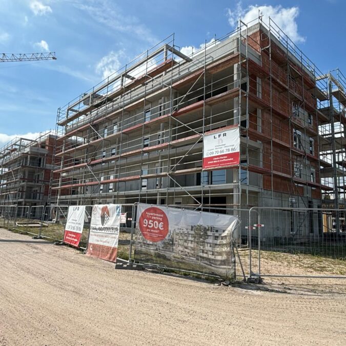 POSE ECHAFAUDAGE HAGUENAU LFR 2 675X675 | LFR Échafaudage Service de location d’échafaudages pour les travaux de particuliers et professionnels autour de Strasbourg et Sélestat Erstein
